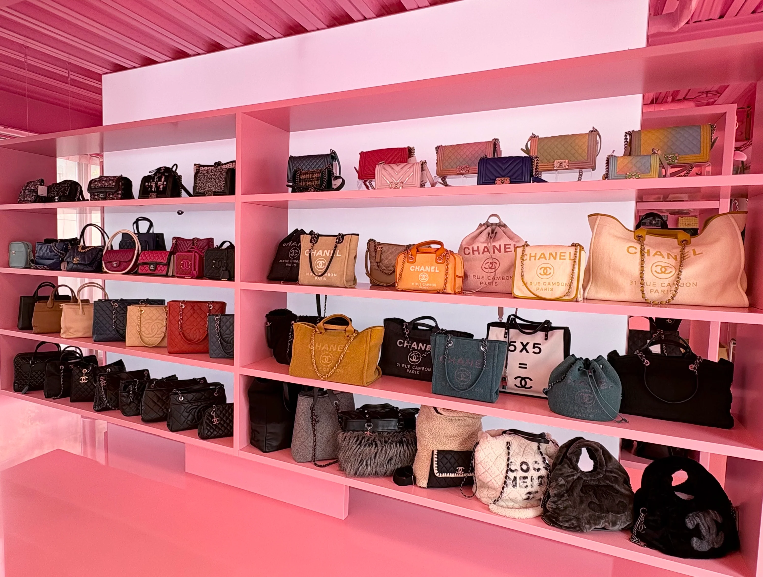 Curated Luxury, Timeless Archive Styles